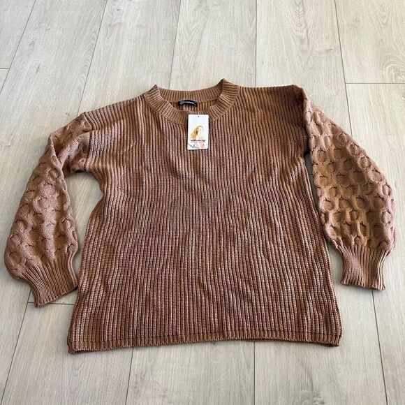 Pretty Garden Sweaters - Pretty Garden woman’s sweater size M